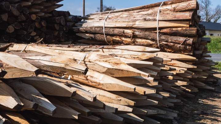Vente piquets de bois Corrèze